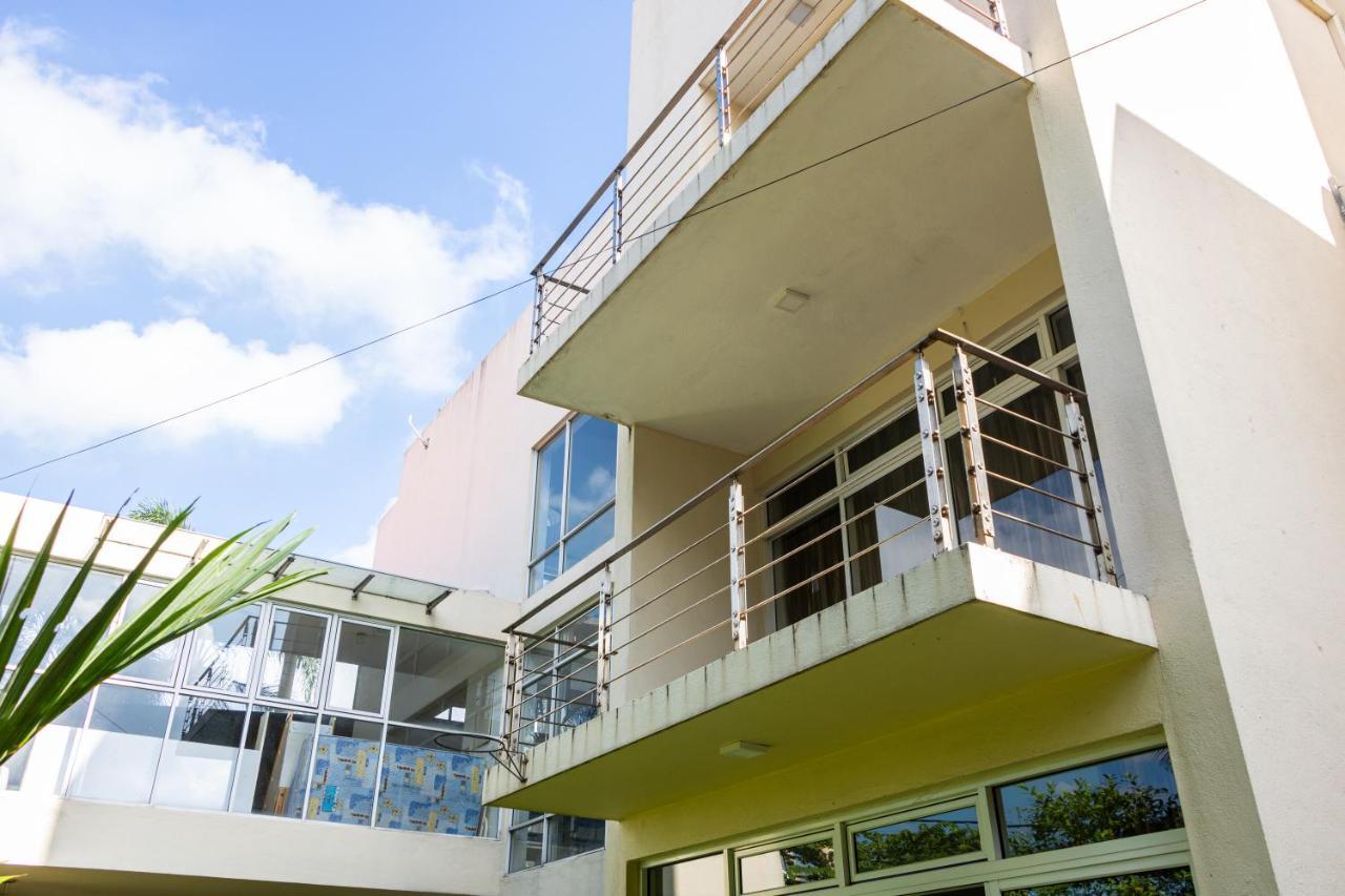 Atrium Leisure Apartment Boralesgamuwa Exterior photo